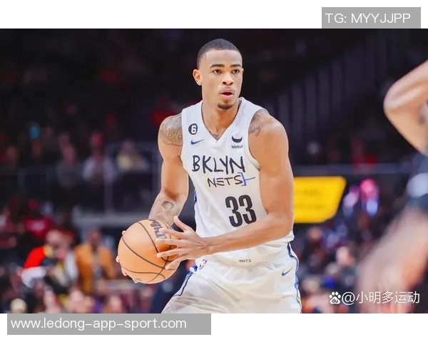 克拉克斯顿创造历史首次三双成篮网21世纪首位中锋三双球员