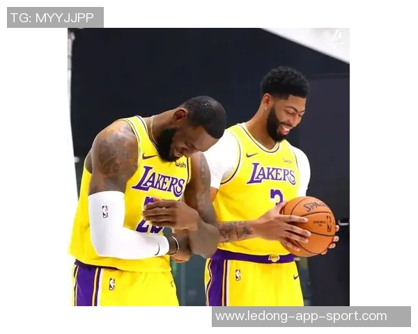 海斯戴维斯谈NBA与欧洲篮球差异强调聪明打球的重要性